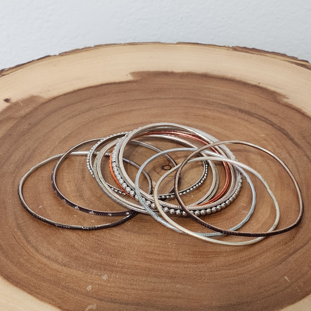 Large Lot of different bangles - Picture 3 of 4